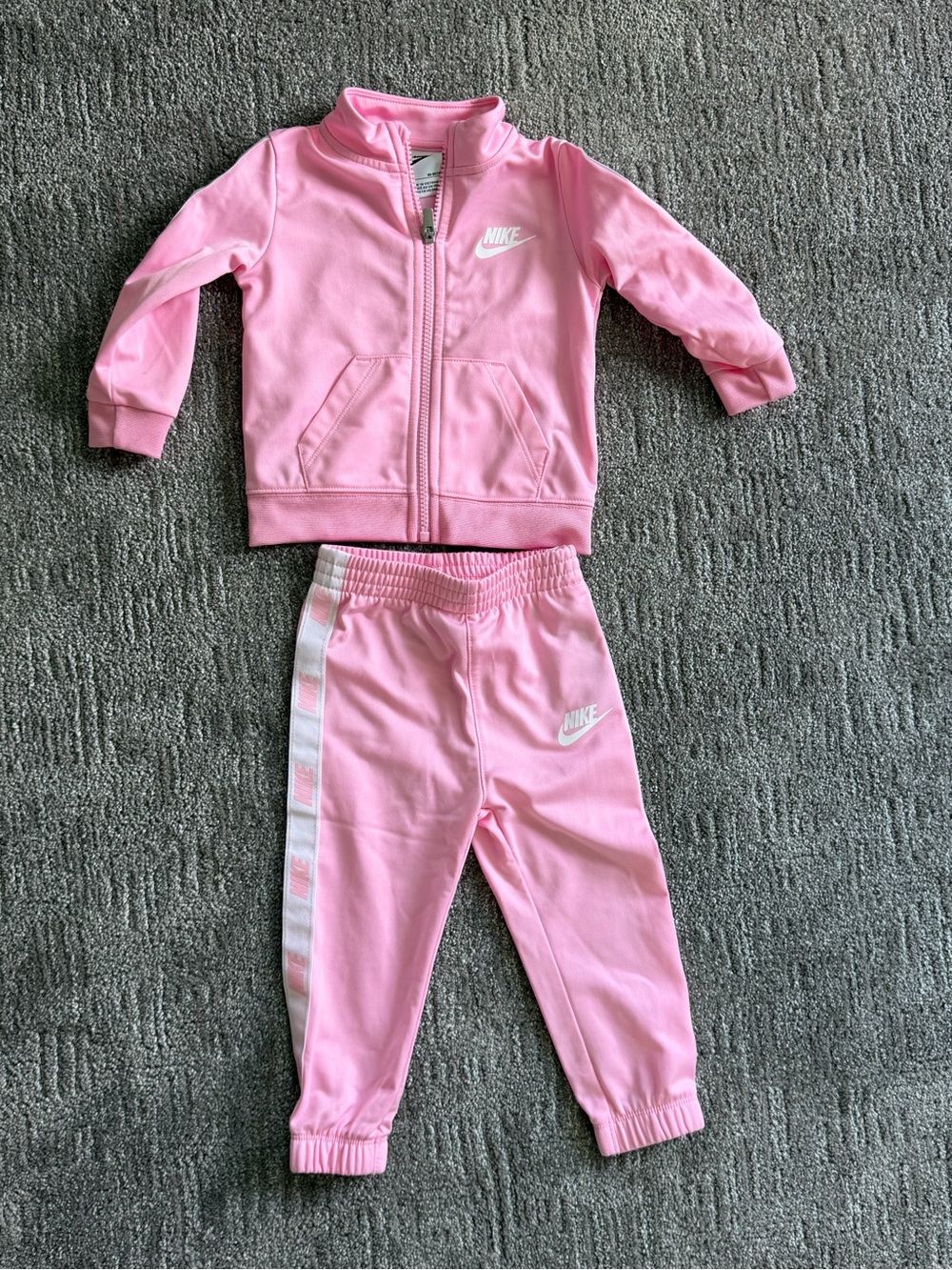 Nike Pink Track Set 18m